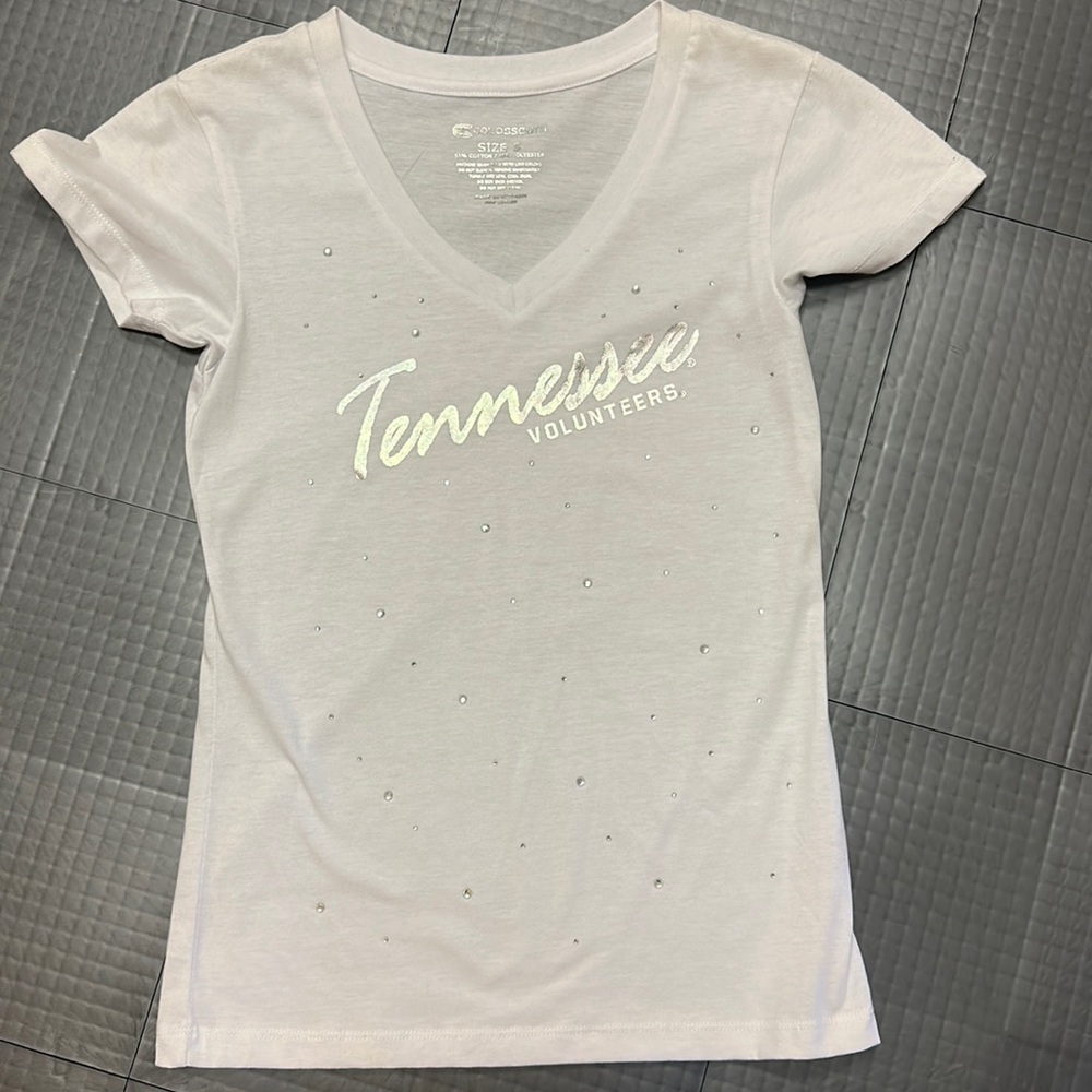 COLOSSEUM WOMENS WHITE UNIVERSITY OF TENNESSEE VOLUNTEERS V NECK T SHIRT SMALL